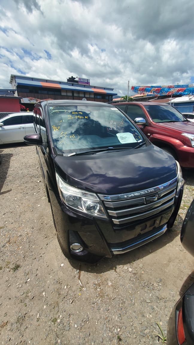 2015 Toyota Noah